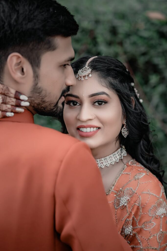 ahirani shayari on life
